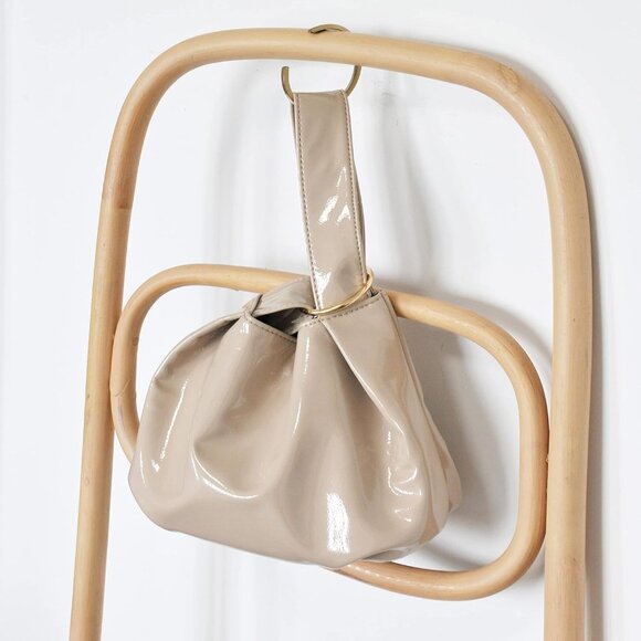 Women's Vegan Leather Clutch Small Tote Night Out Wristlet Stylish - Picture 2 of 7